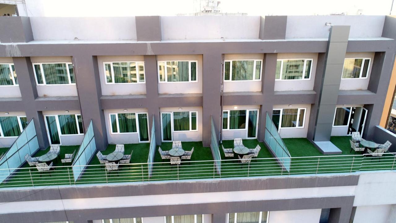 Apricot Hotel , Ahmadabad Zewnętrze zdjęcie